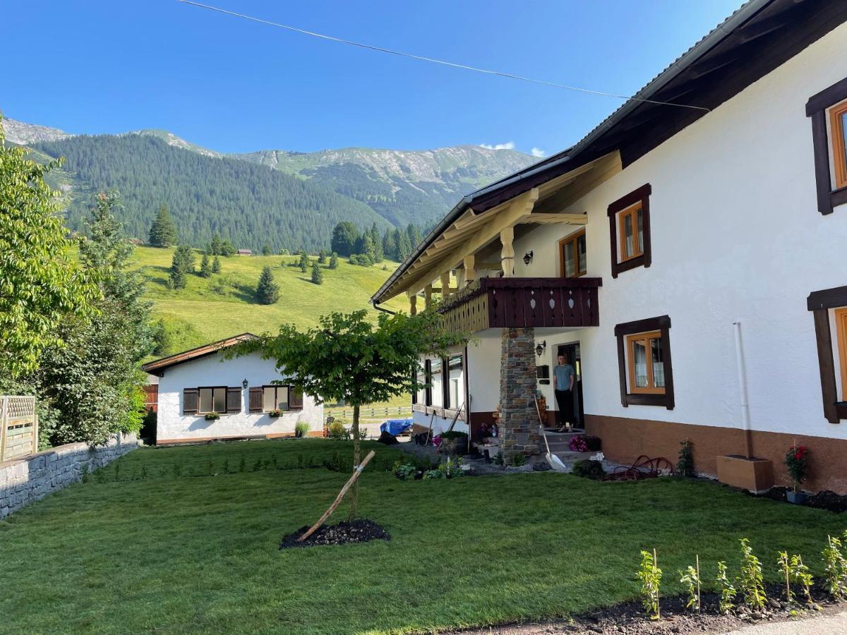 Appartments Krone Bichlbach Zewnętrze zdjęcie