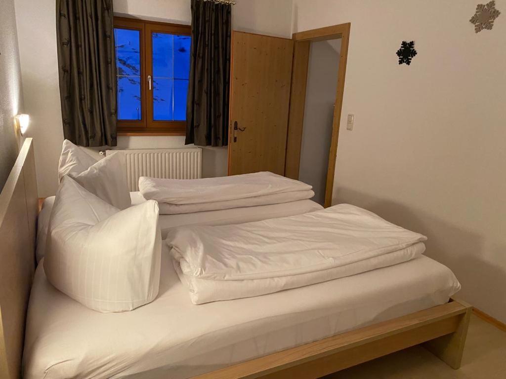 Appartments Krone Bichlbach Pokój zdjęcie